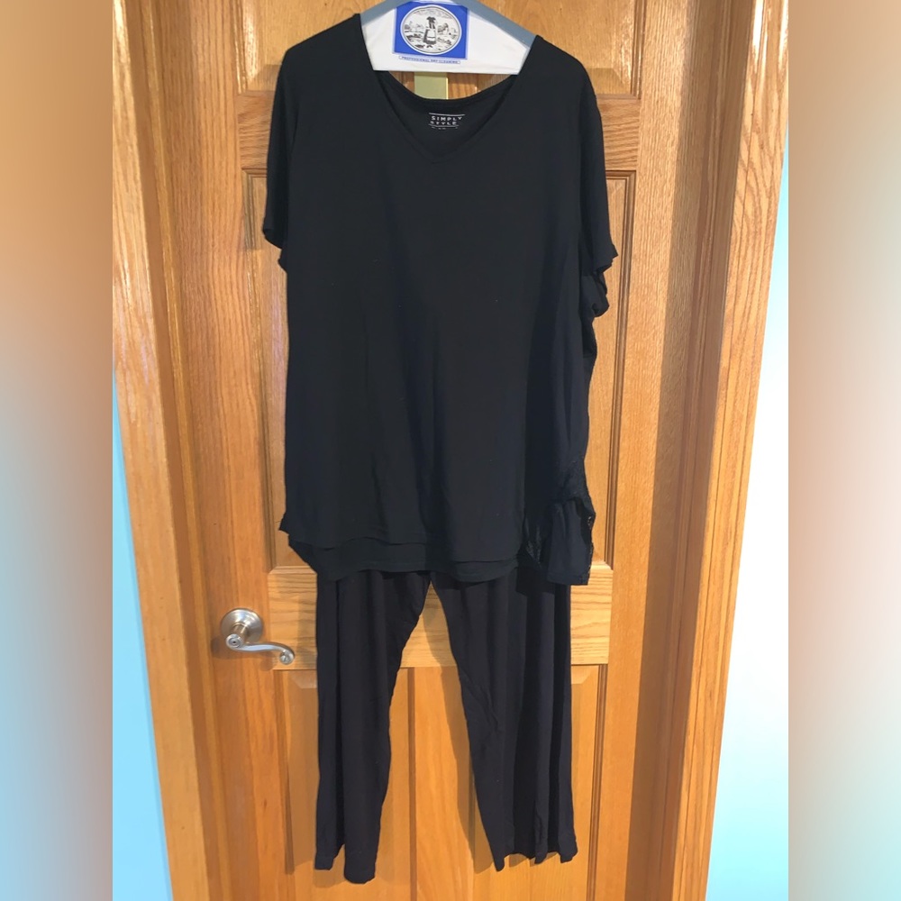 2 Women’s Pajama Sets